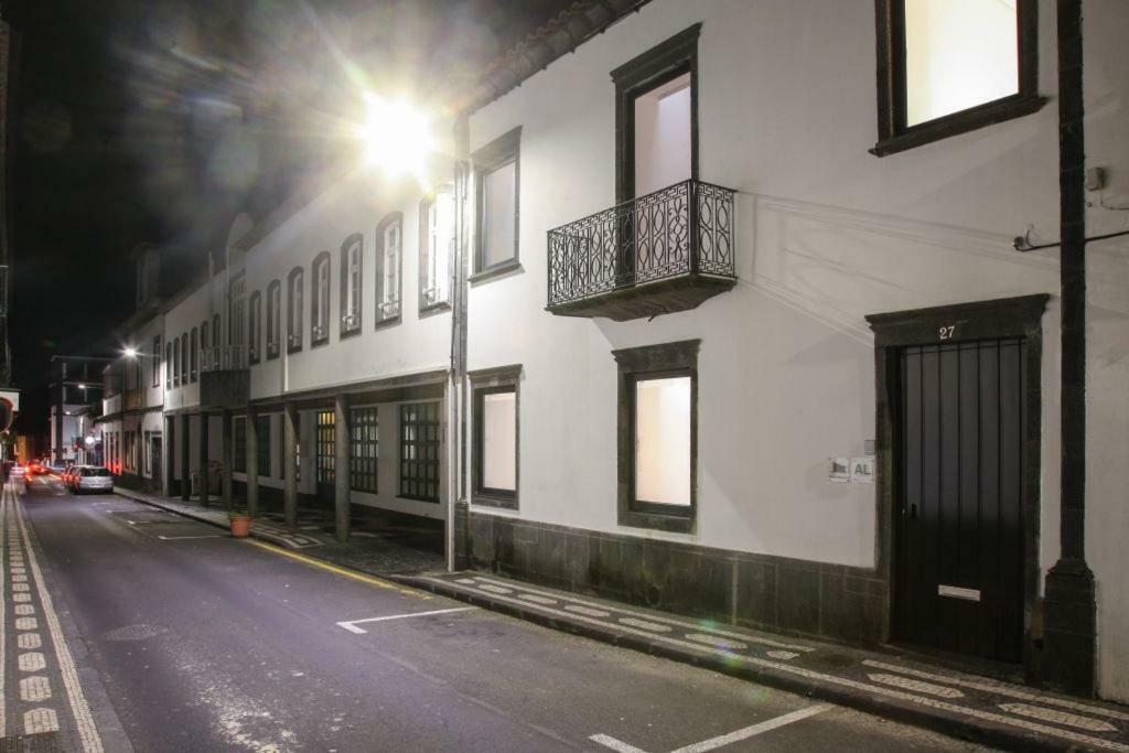 Place Of Moments Urban-Suites Ponta Delgada Buitenkant foto